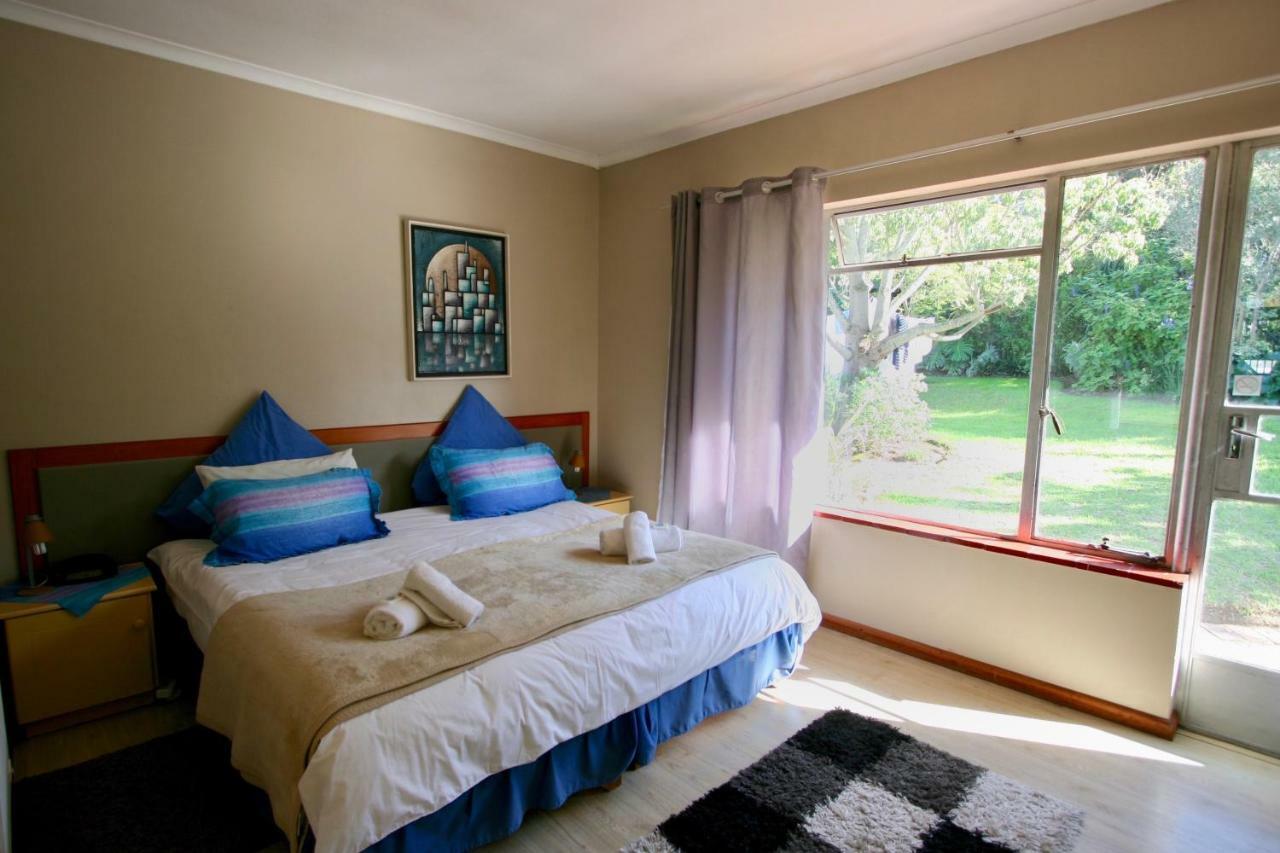 Clouds Guest House Durbanville Exterior foto