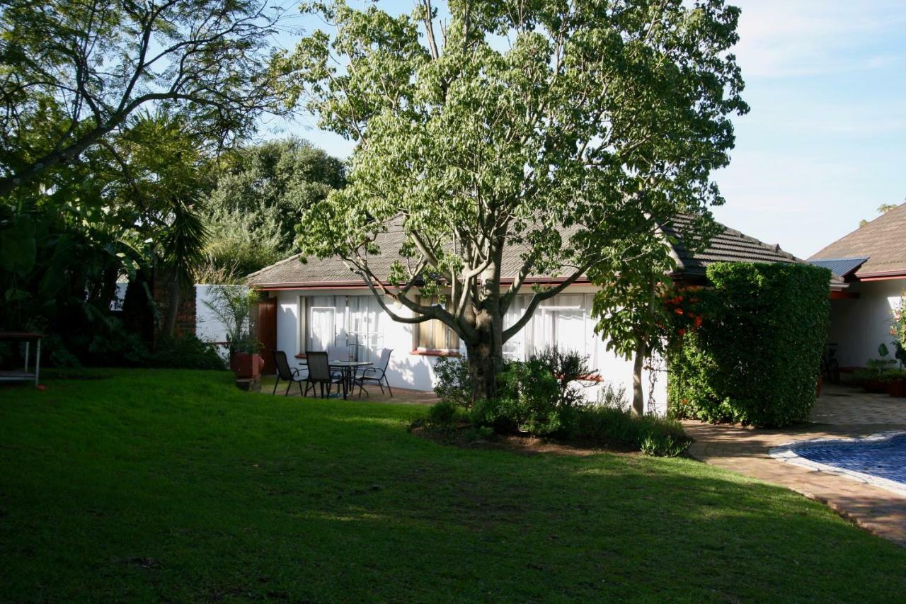 Clouds Guest House Durbanville Exterior foto