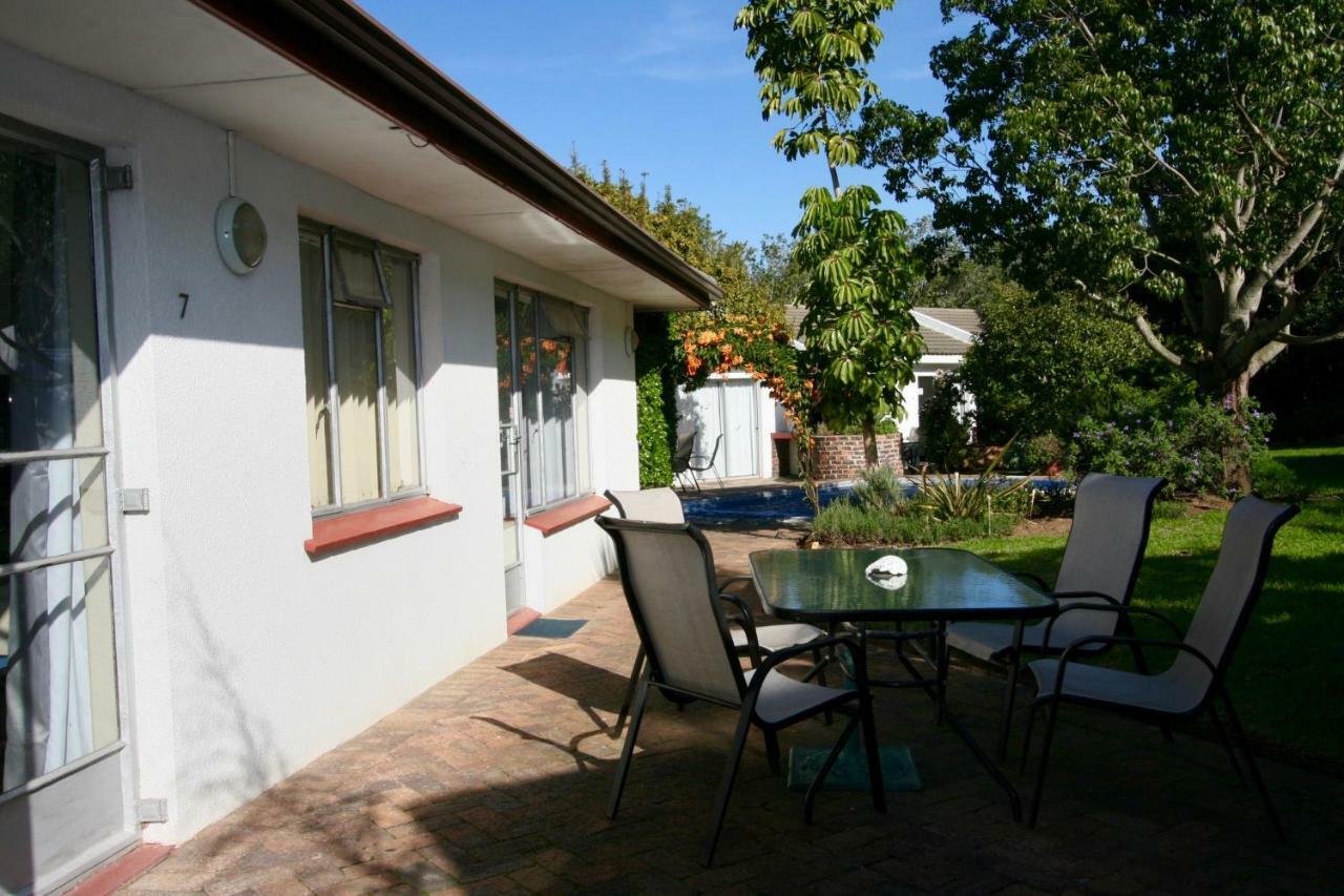 Clouds Guest House Durbanville Exterior foto