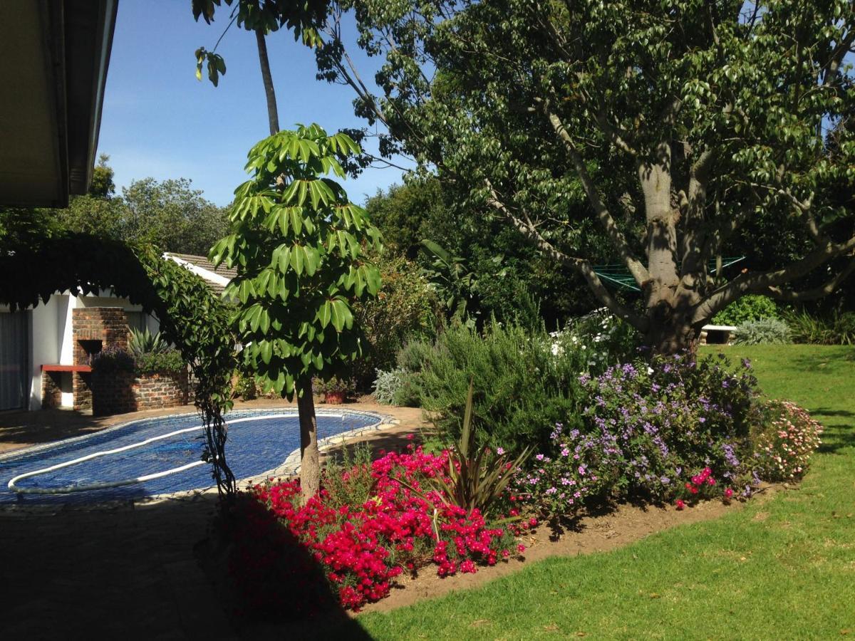 Clouds Guest House Durbanville Exterior foto